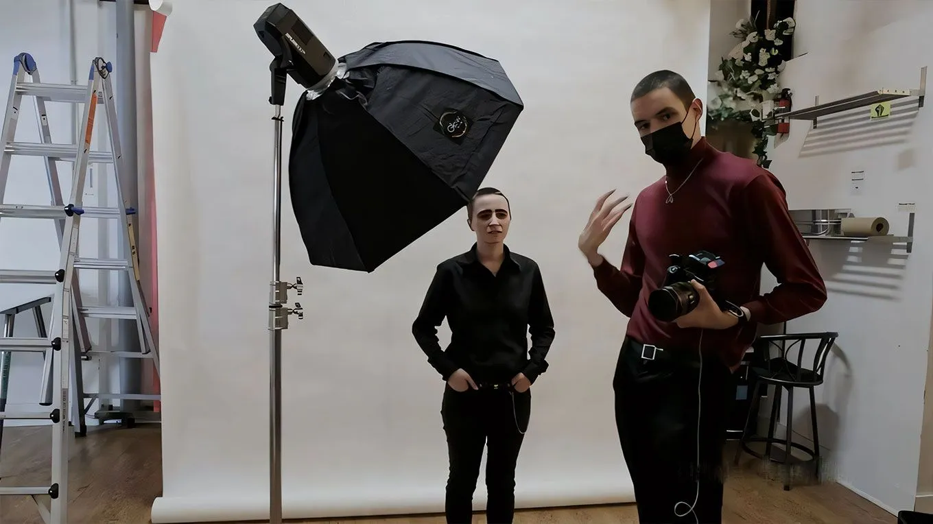 Fynn Badgley人像摄影的照明基础知识-创造戏剧性和引人入胜的人像教程 中文字幕