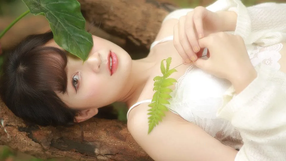 9张户外精致美女人像写真摄影原片RAW原片素材