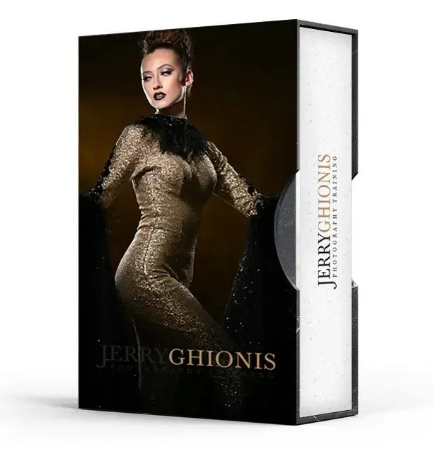 摄影师Jerry Ghionis 时尚人像拍摄系列:Bailey Queen摆姿布光教程 中英字幕