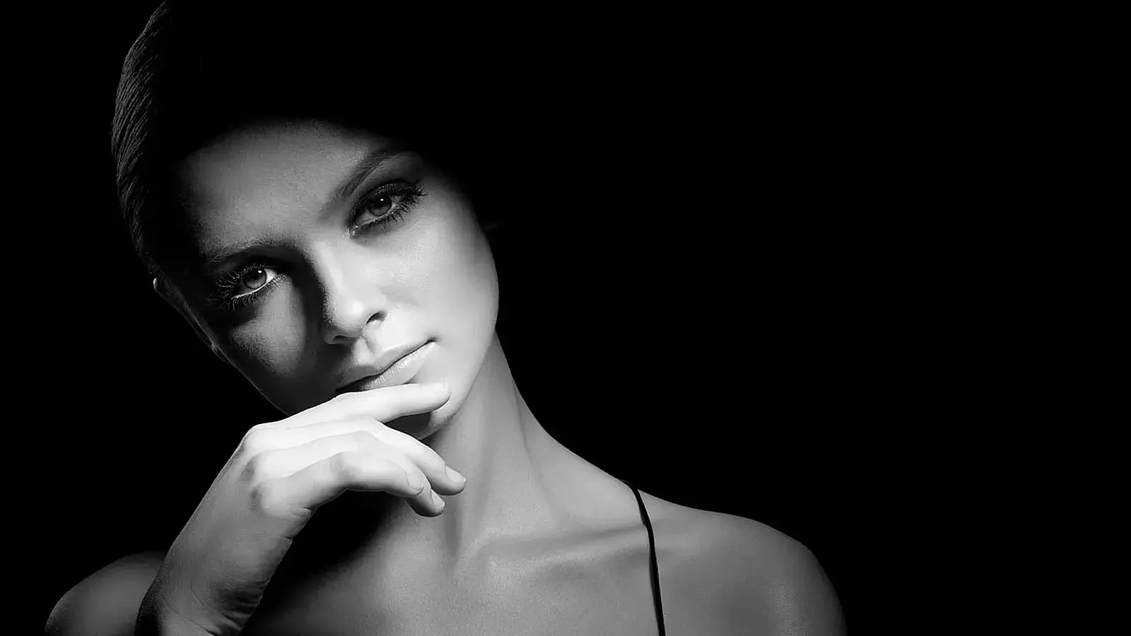 摄影师 Lindsay Adler 摆姿势系列-女性摆姿势完整指南-中英字幕