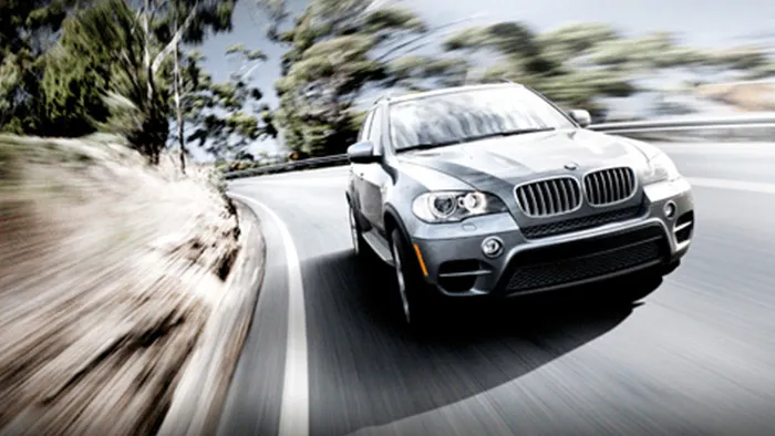 Photoshop宝马车特效制作视频教程 RetouchPRO LIVE BMW with Ian Goode