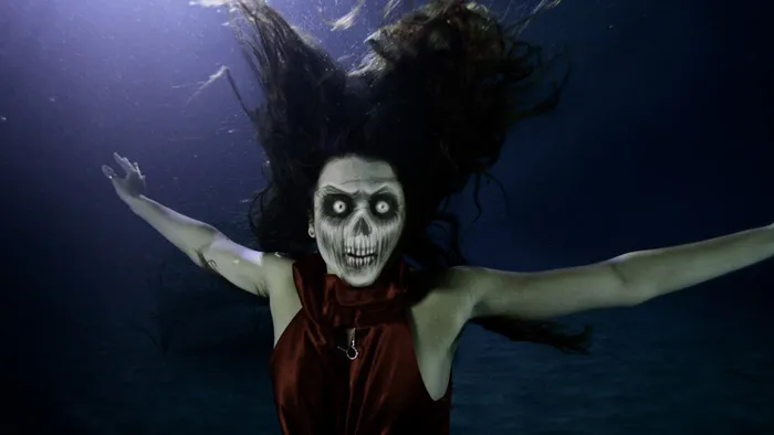 PS与AE恶魔水鬼视觉特效制作视频教程 Digitally Painting Visual Effects in Photoshop