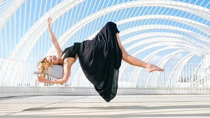 悬浮术-摄影大师悬浮摄影摆姿布光及后期合成视频教程 Digital Compositing Photoshop and Photography Masterclass