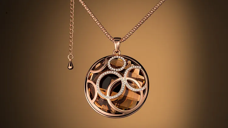 Photigy–AlexKoloskov 珠宝摄影教程-金吊坠拍摄教程#40-中英字幕 Jewelry Photography: Golden Pendant Shot, Photography Workshop #40