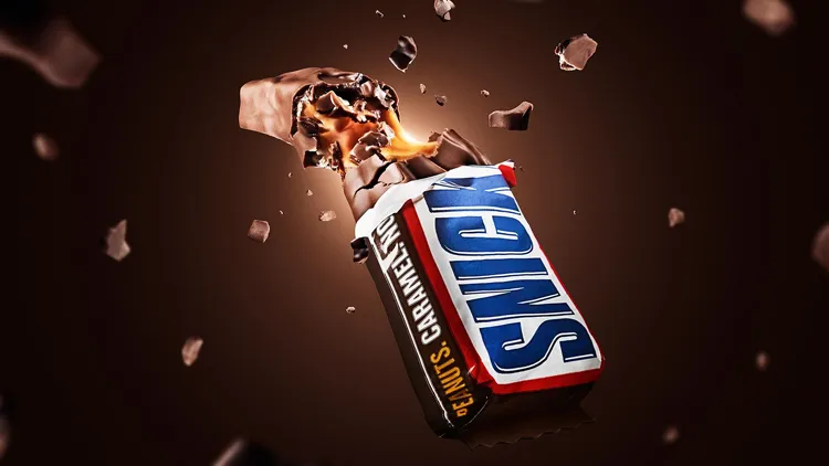 Photigy-AlexKoloskov高端产品摄影修图教程：巧克力棒士力架爆款#71-中英字幕 Hi-End Photography Retouching Workshop: Snickers Explosion Pro Club Workshop #71